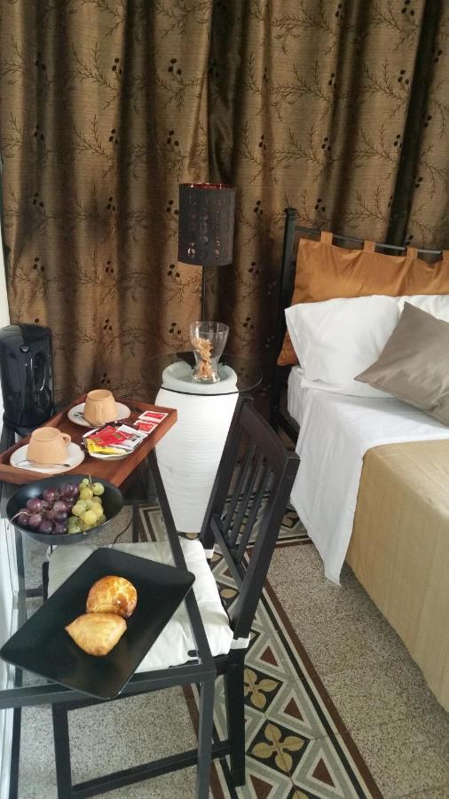 Bed & Breakfast Cavallerizza 14 Naples