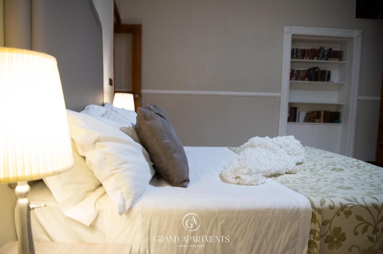 Grandapartments Via Duomo Apartment *