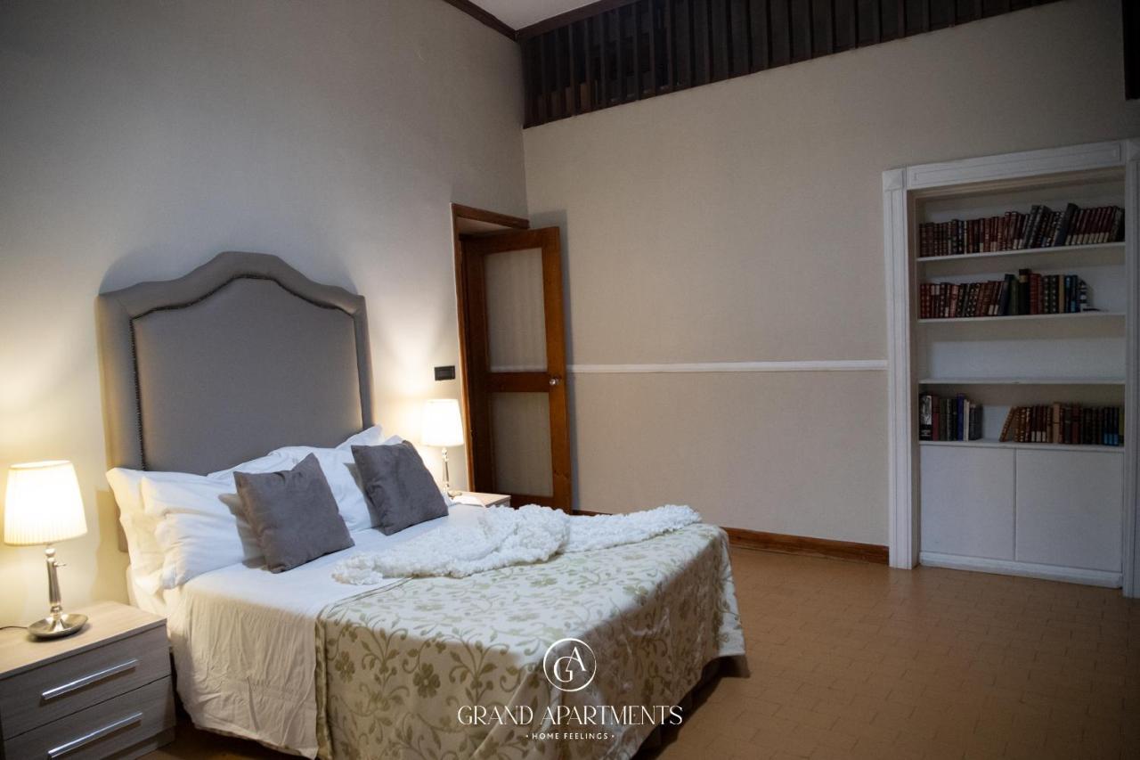Grandapartments Via Duomo * Naples