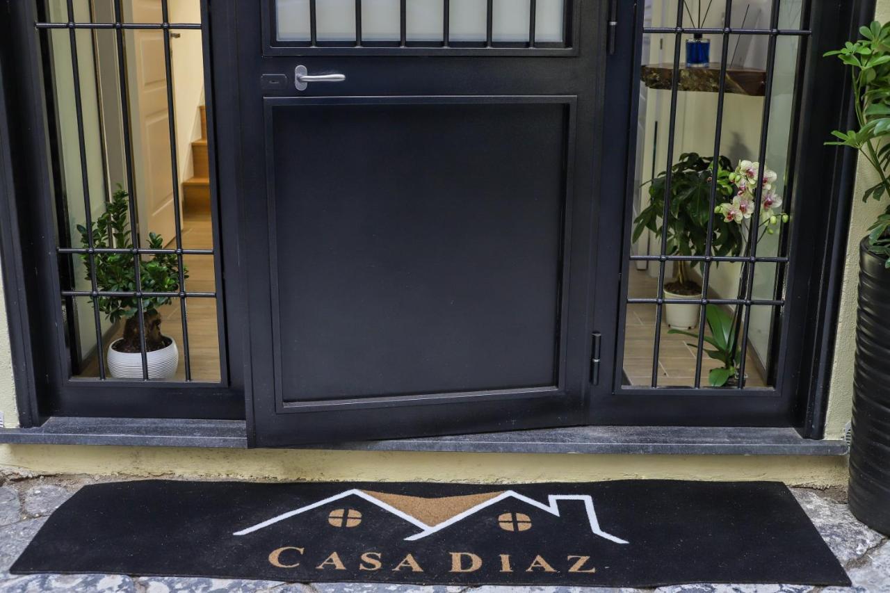Casa Diaz Bed & Breakfast Naples