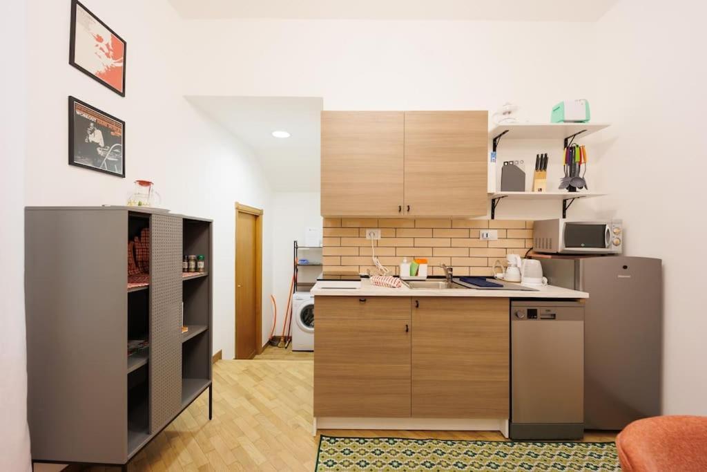 Dante 2 Super Apartment