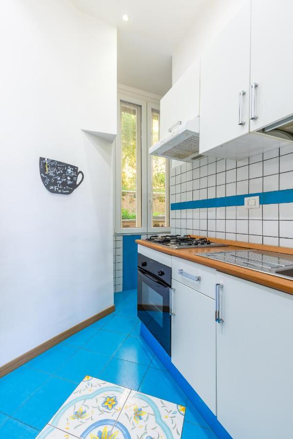 San Luigi Cozy Flat With Seaview Naples
