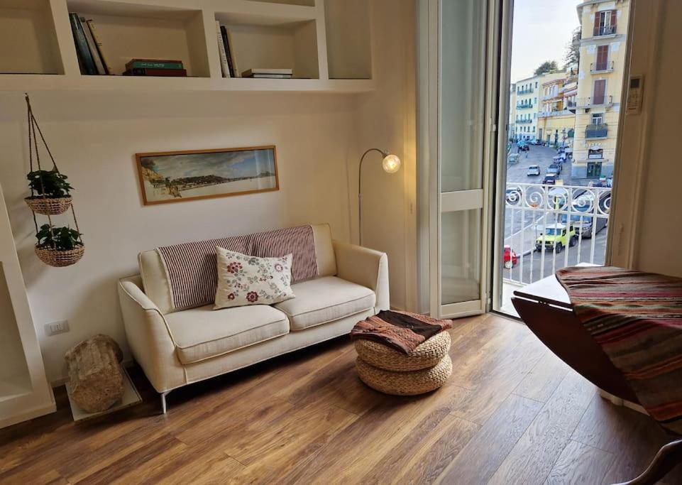 Casa Panoramica Posillipo S. Luigi 14 Arts Factory Holiday home *