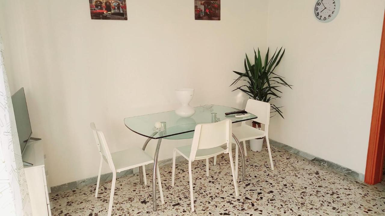 Lg House Apartment