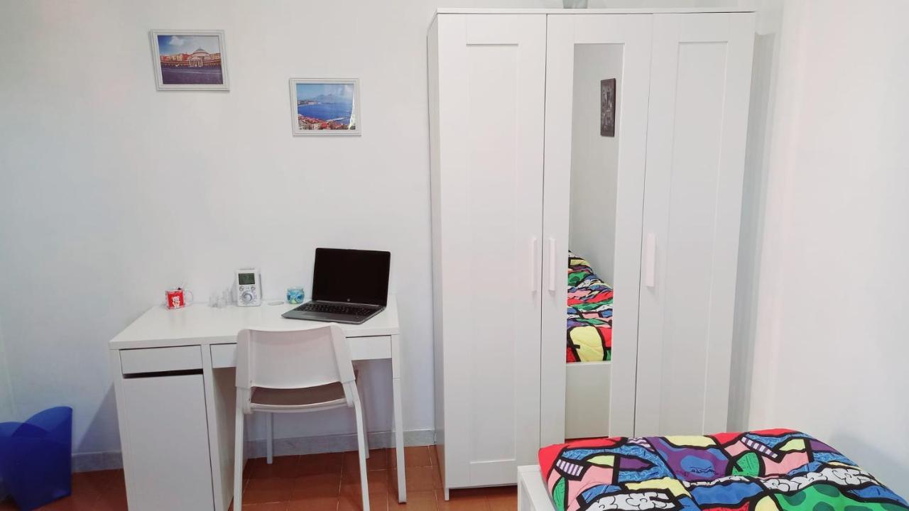 Lg House Naples