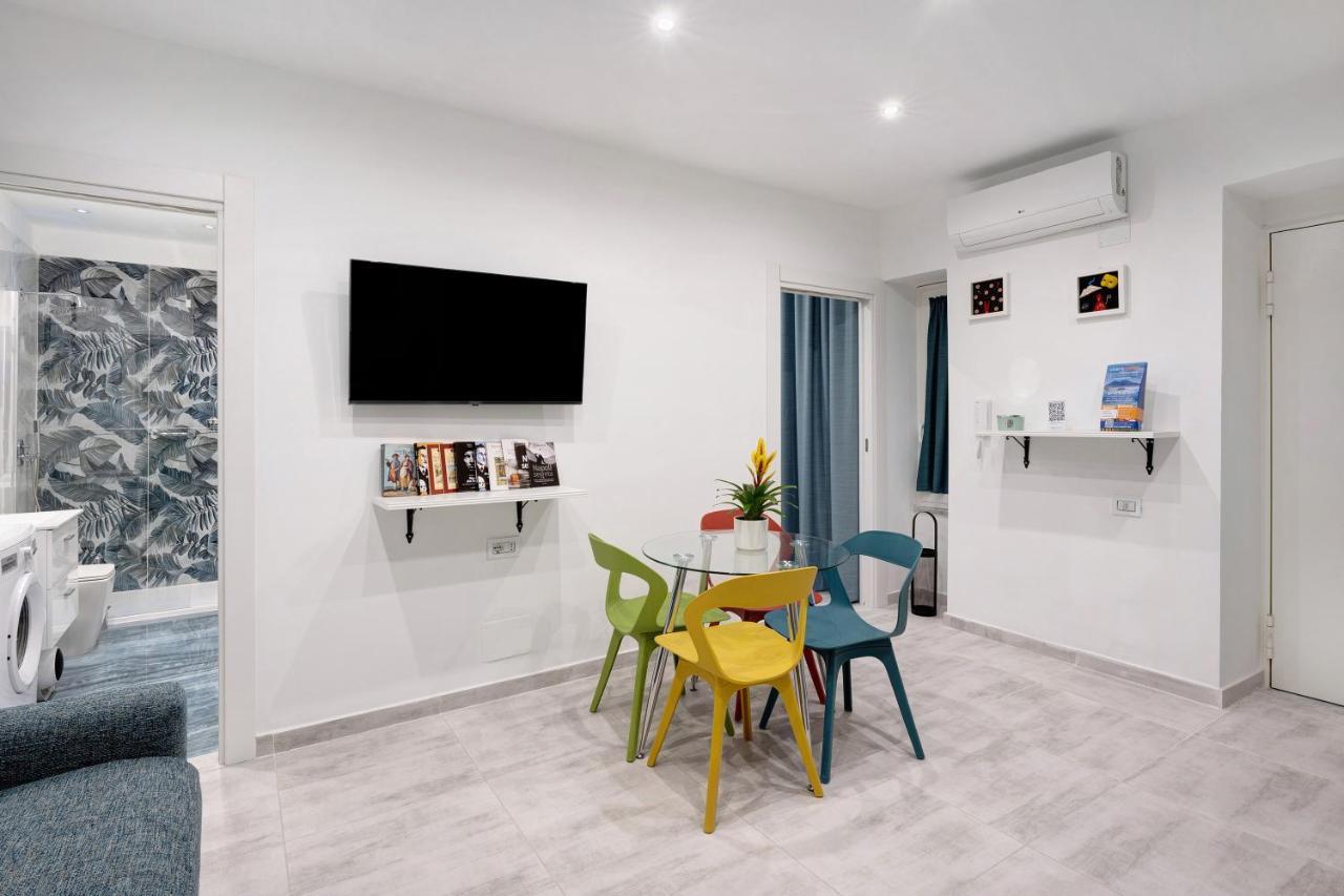 Apartment Ampolla House *