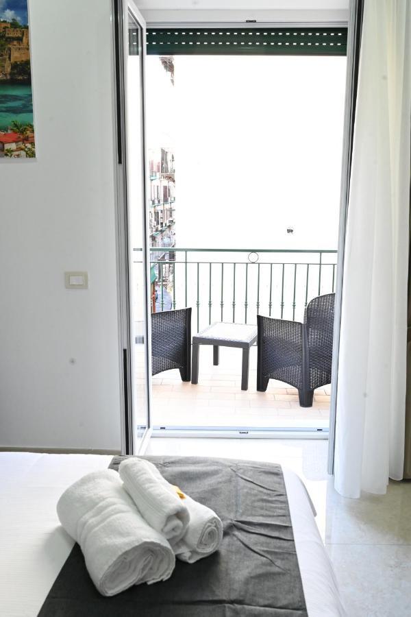 Bed & Breakfast Solymar Naples
