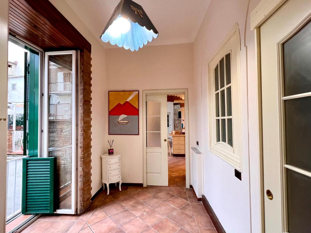 Domus Elena - Plebiscito Naples