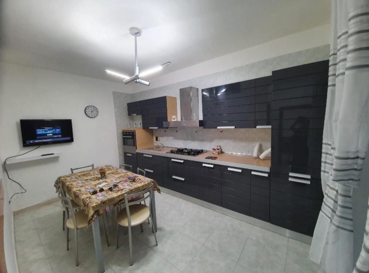 House 33 Apartment *