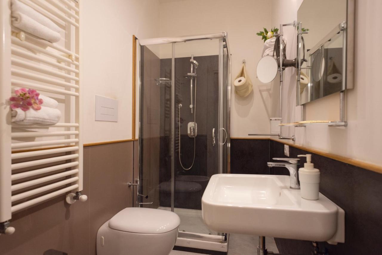 Pignatelli Guest house *