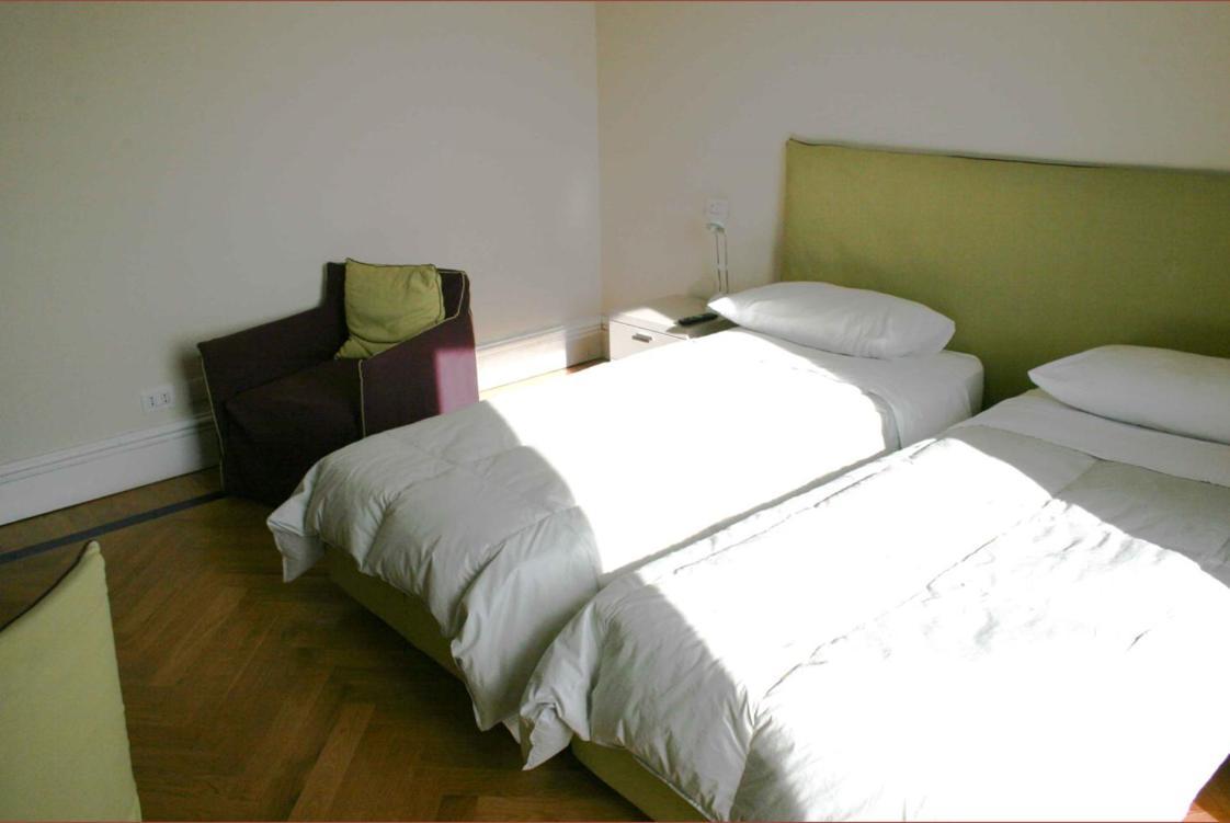 Aparthotel Gli Angioini Srl Naples