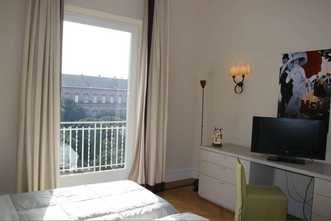 Gli Angioini Srl * Naples
