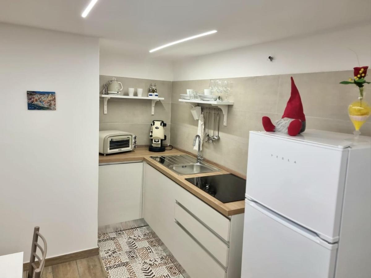 Casa Comoda E In Quartiere Storico Di Holiday home