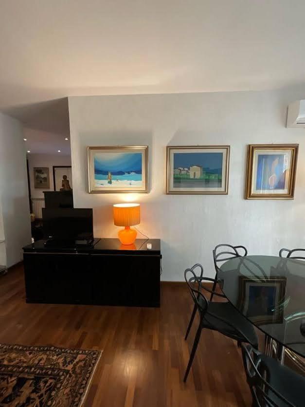 Vesuvius A Toledo Apartment *