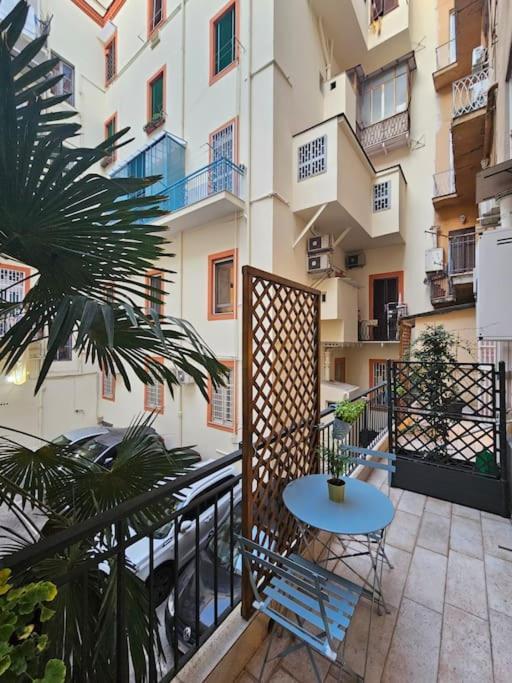 Apartment Daymoon House Vanvitelli, Naples