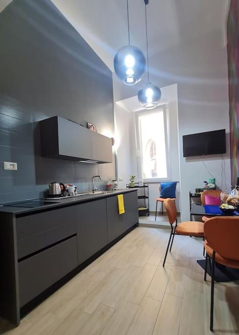 Daymoon House Vanvitelli, *