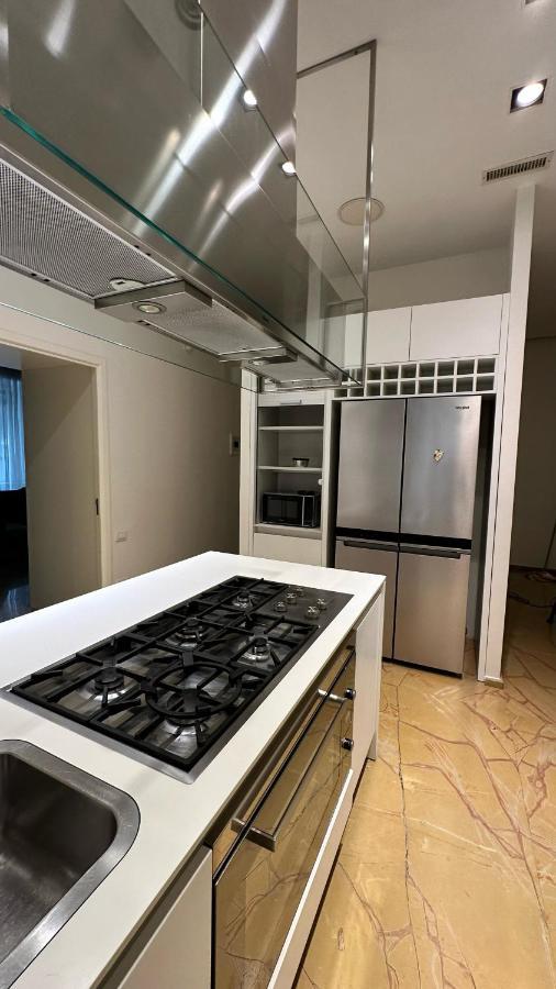 Apartment Luxury House With Parking