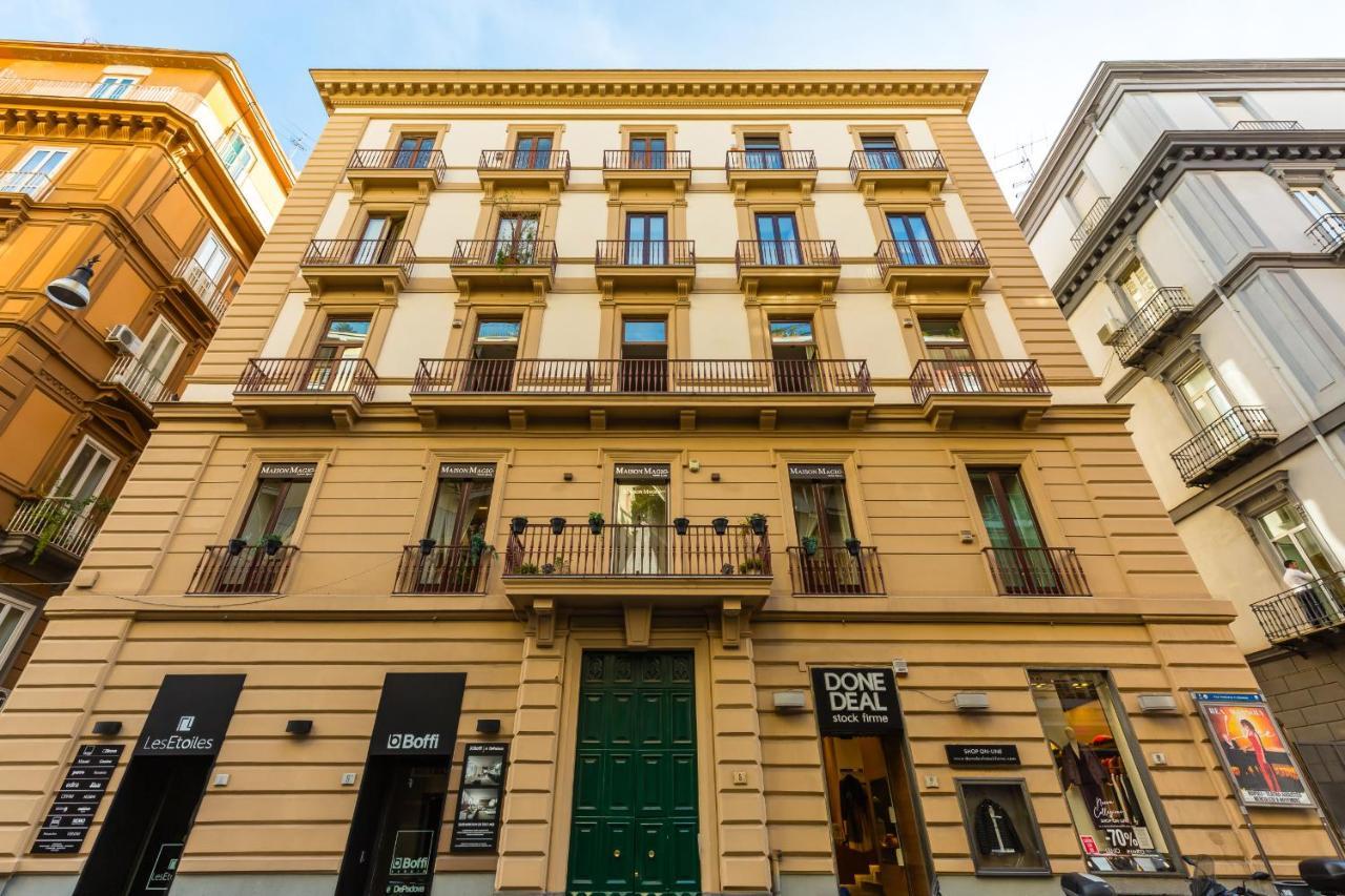 Colonna By Wonderful Italy * Naples