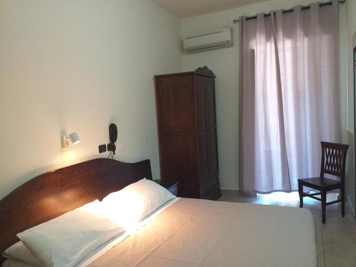 Hotel Hotel Vittorio Veneto Napoli 2*