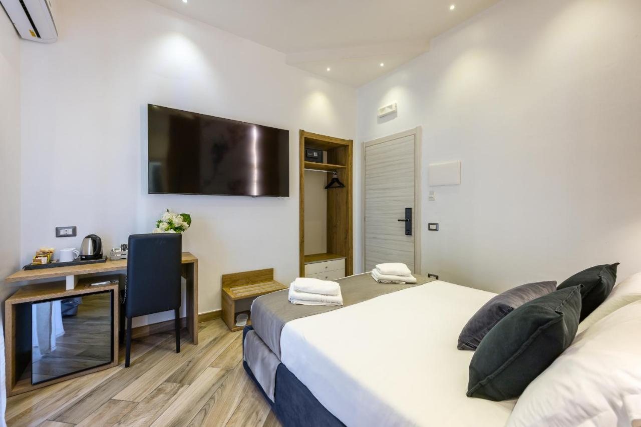 Hotel Bella Naples