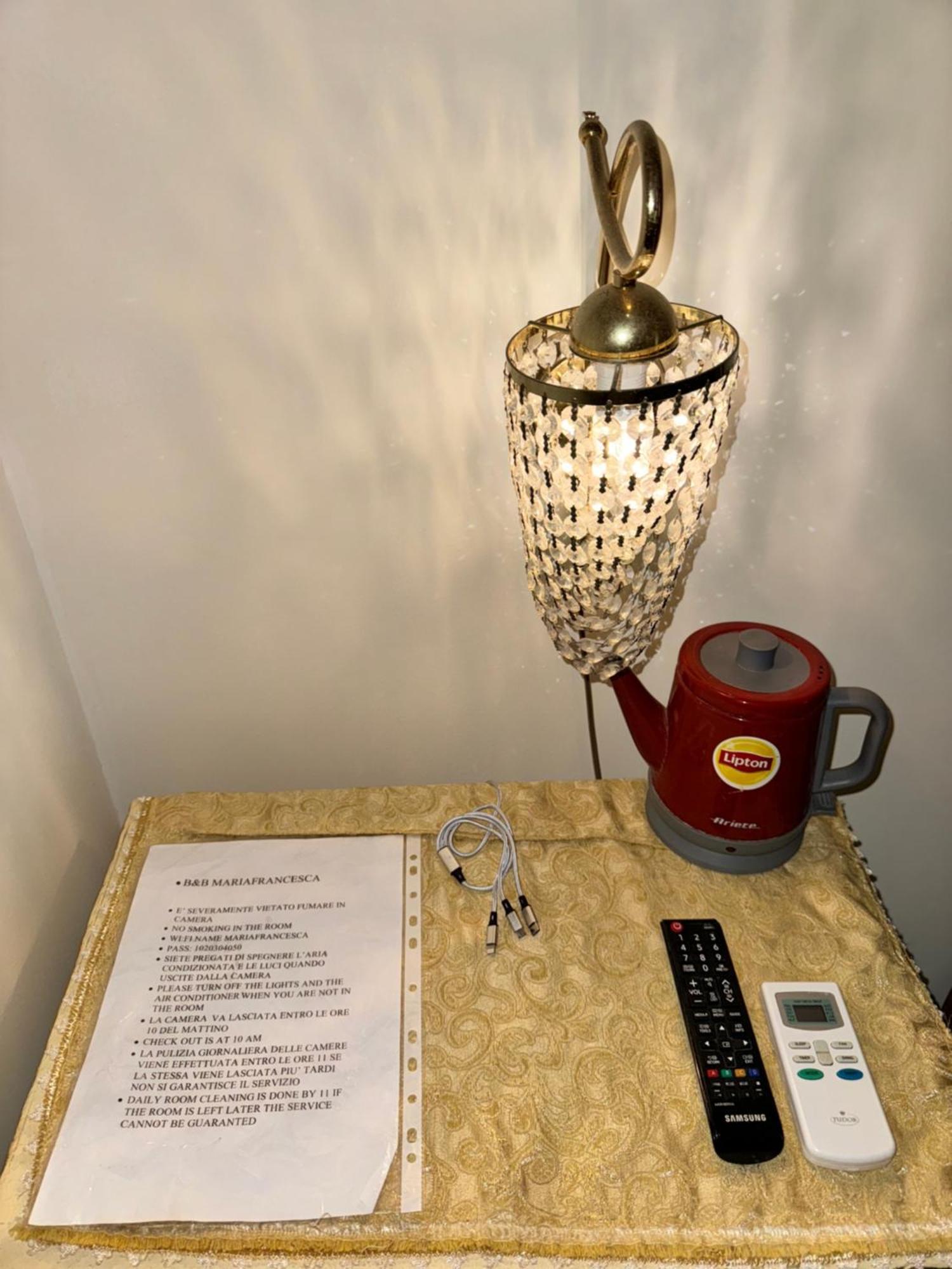 Beb Mariafrancesca Bed & Breakfast Naples