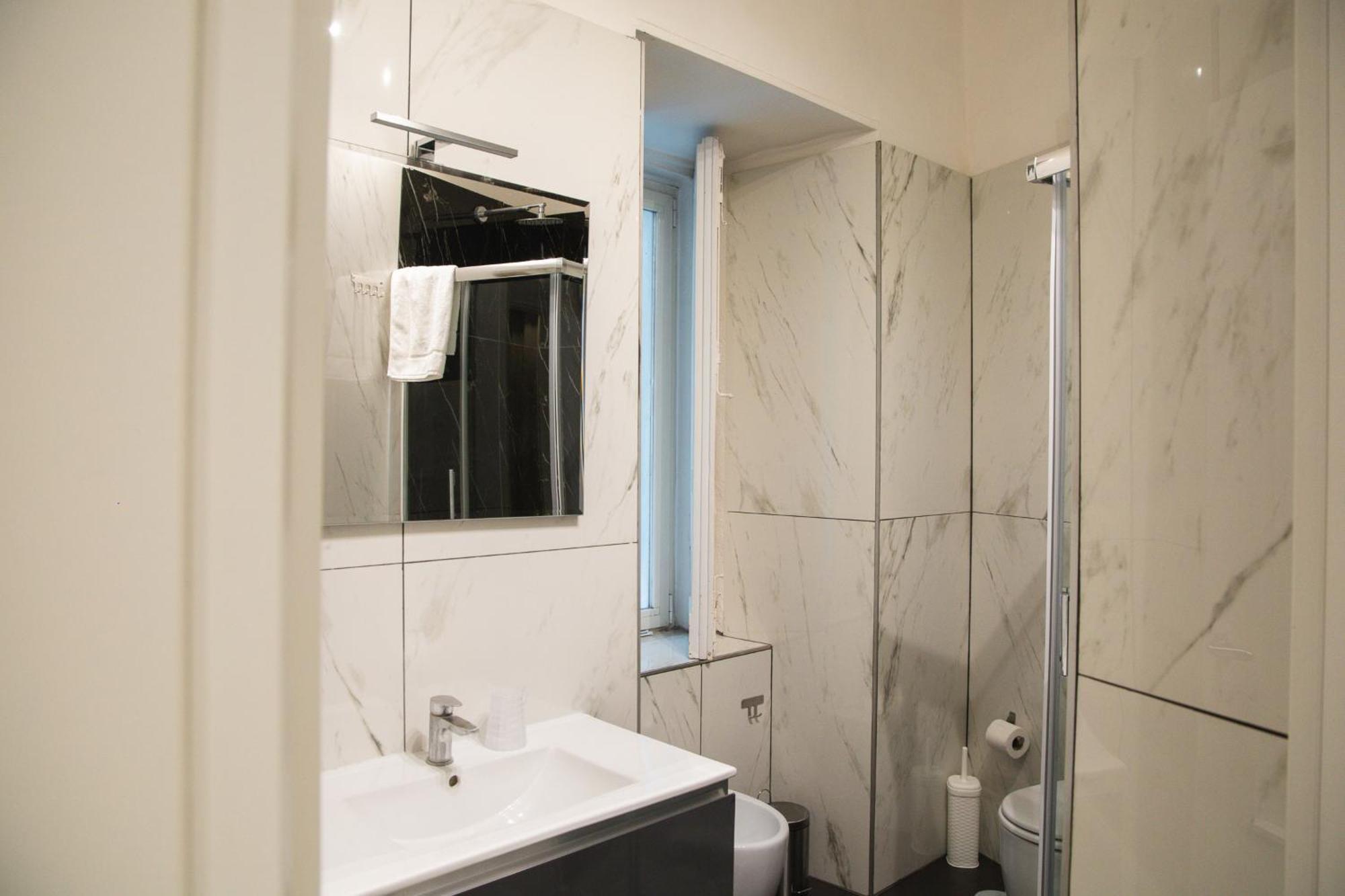 Black & White Guest house *