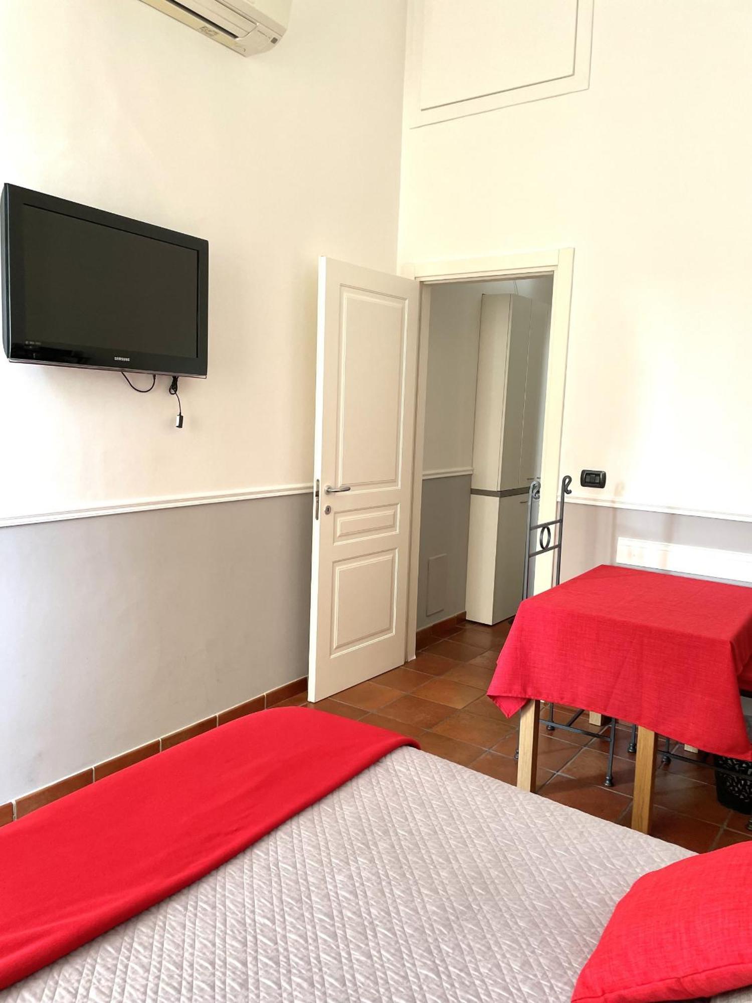 Residenza Chiaia *