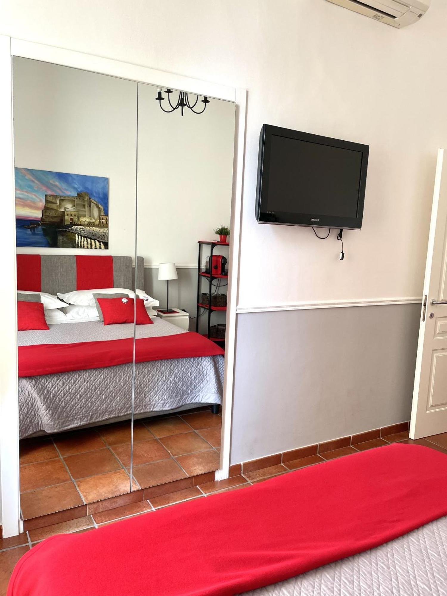 Residenza Chiaia Bed & Breakfast Naples