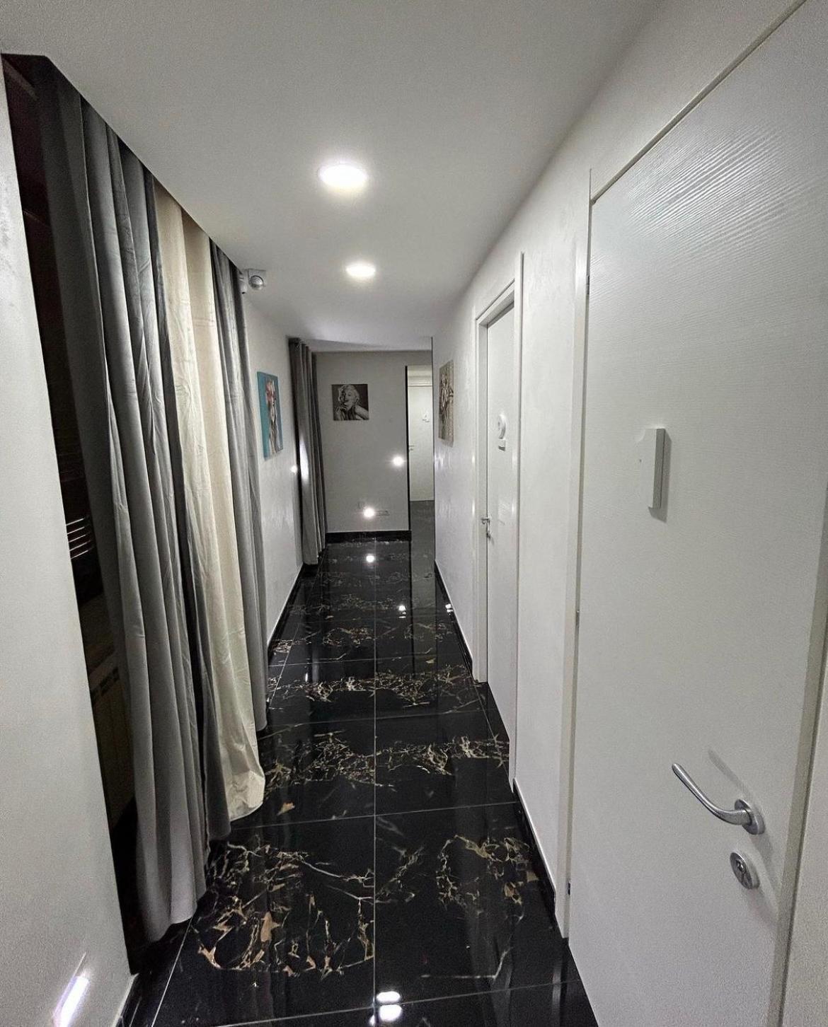 Valentino Luxury Apartment Naples