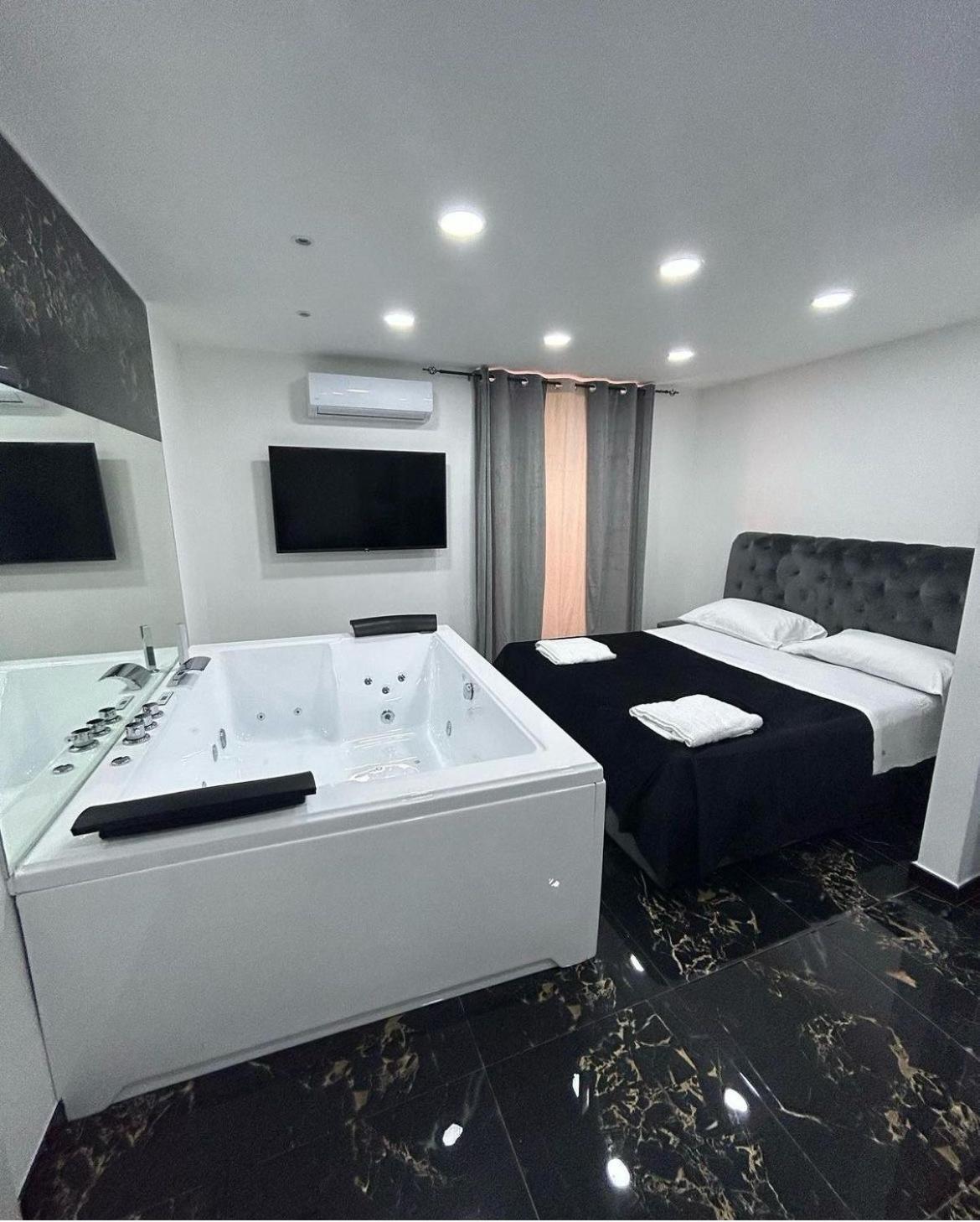 Apartment Valentino Luxury Naples