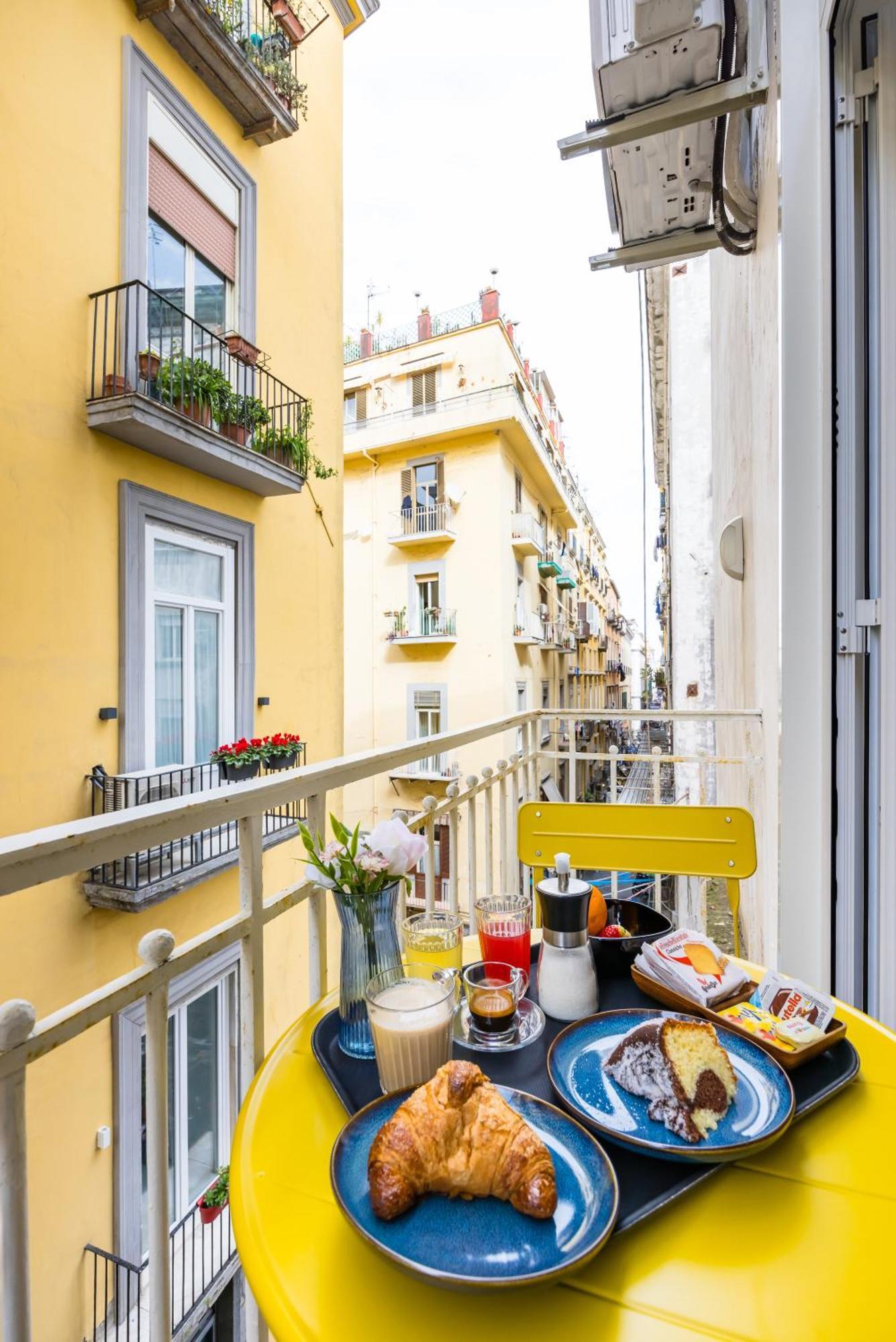 Bed & Breakfast L'angolo D'o Core Naples