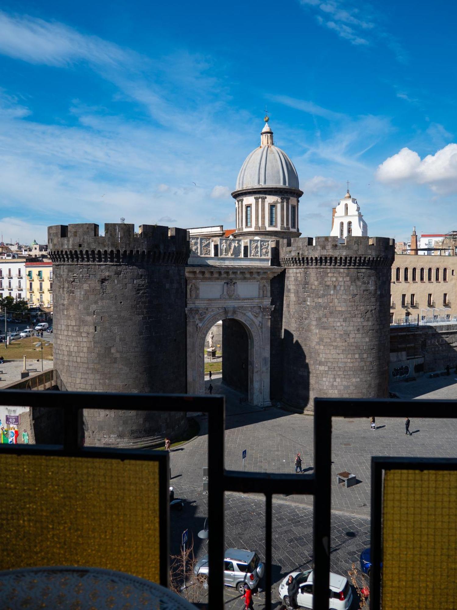 Bed & Breakfast Happy In Naples