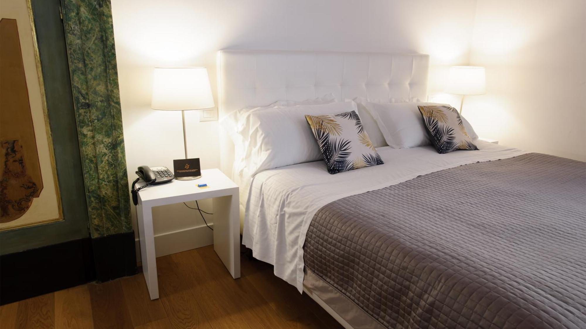 Hotel Santa Chiara Boutique Naples