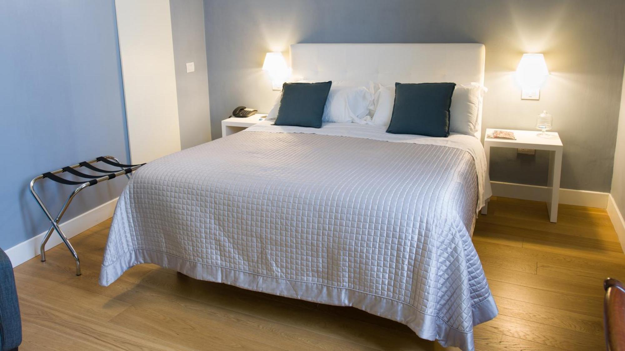 Santa Chiara Boutique Hotel 4*