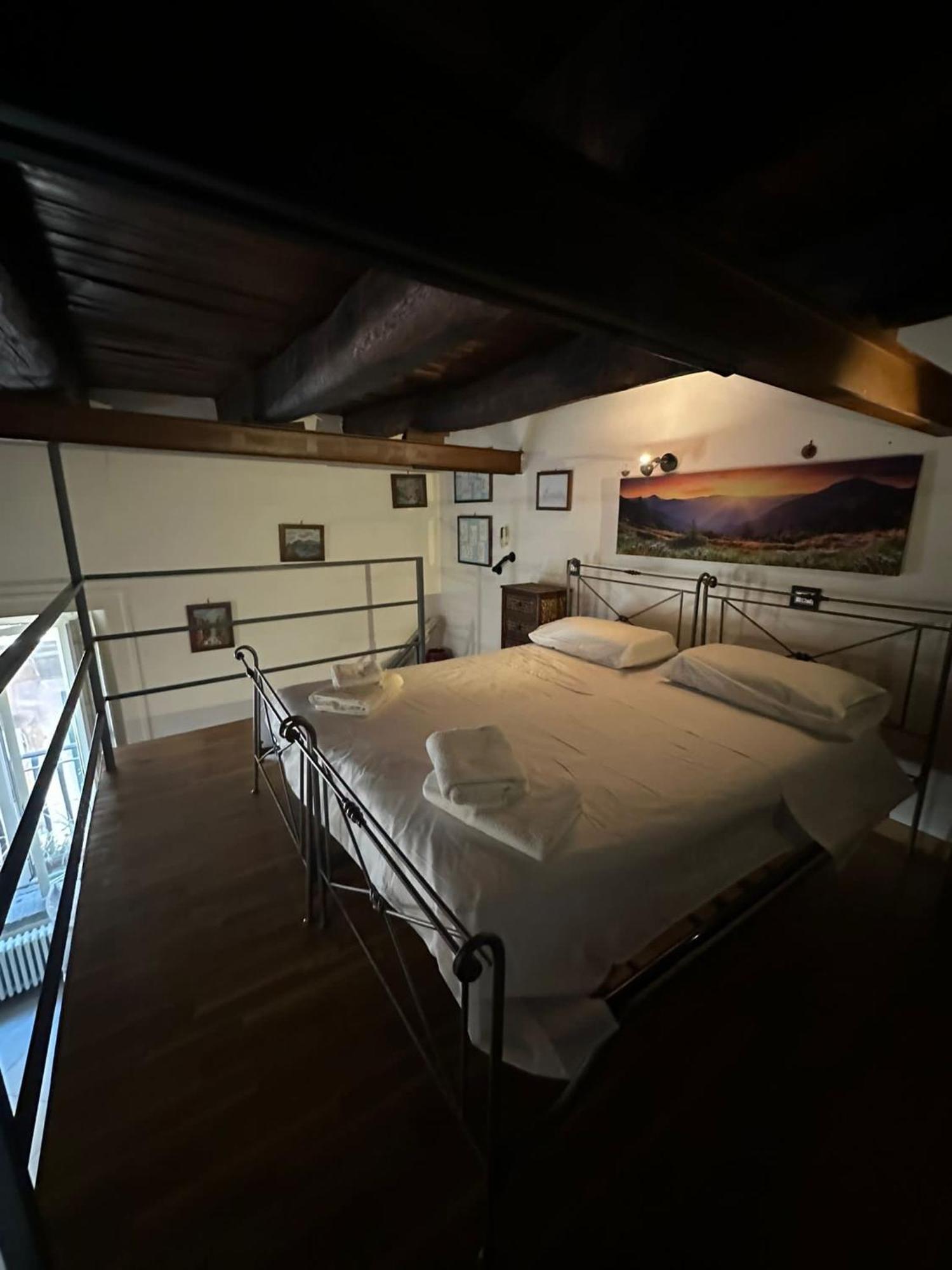 Casa Trinita * Naples