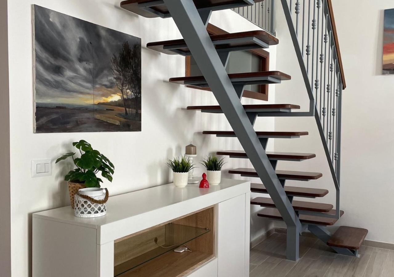 Nicolapartment - Station Naples