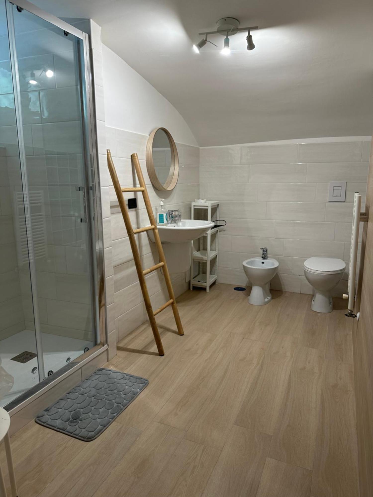 Bed & Breakfast La Scalinata Di Chiaia 3*