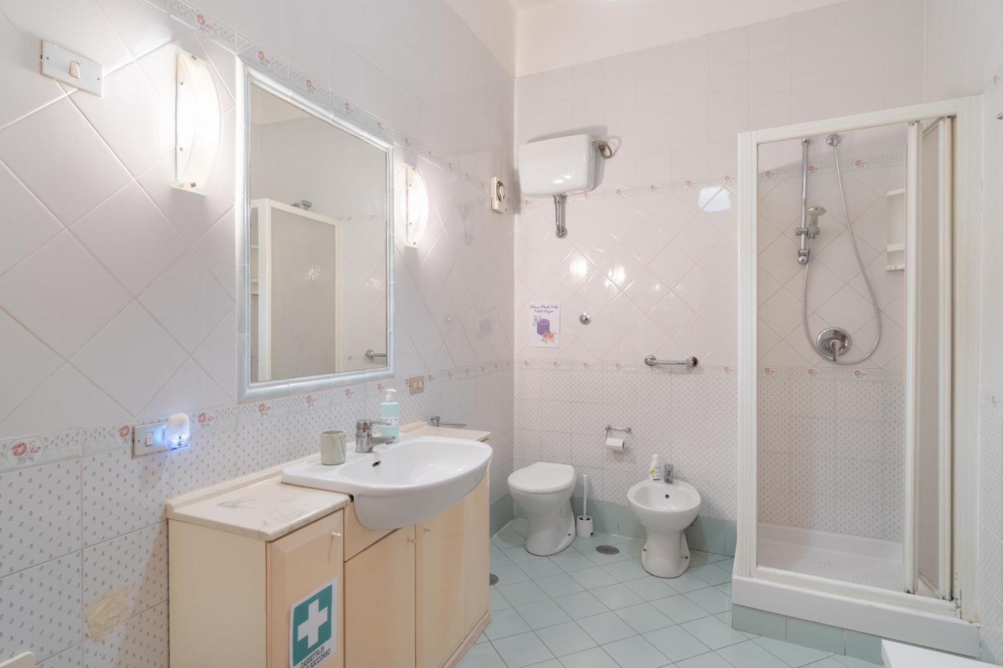 Apartment Stazione Centrale A 160m - Mediterranea