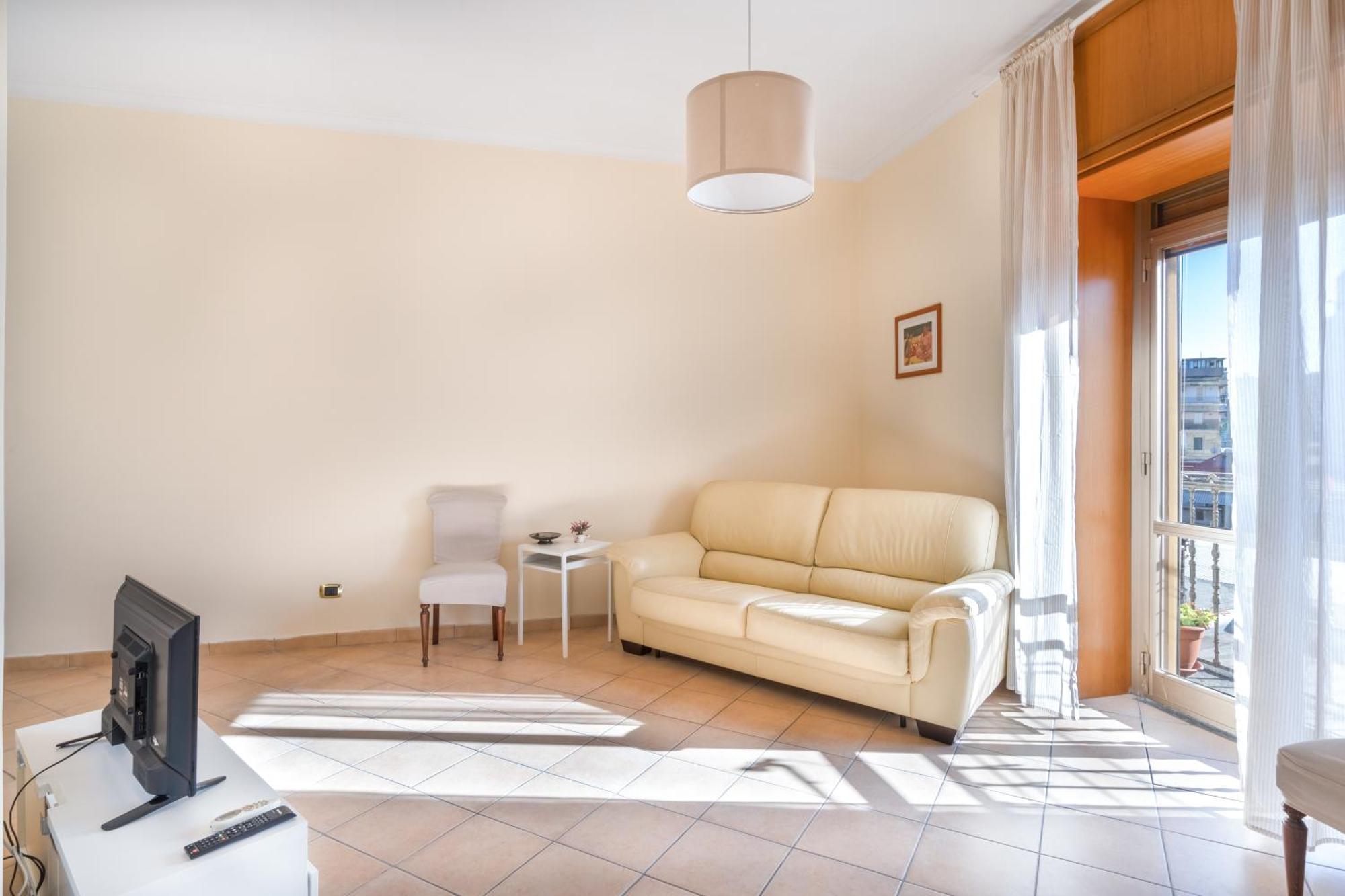Apartment Stazione Centrale A 160m - Mediterranea