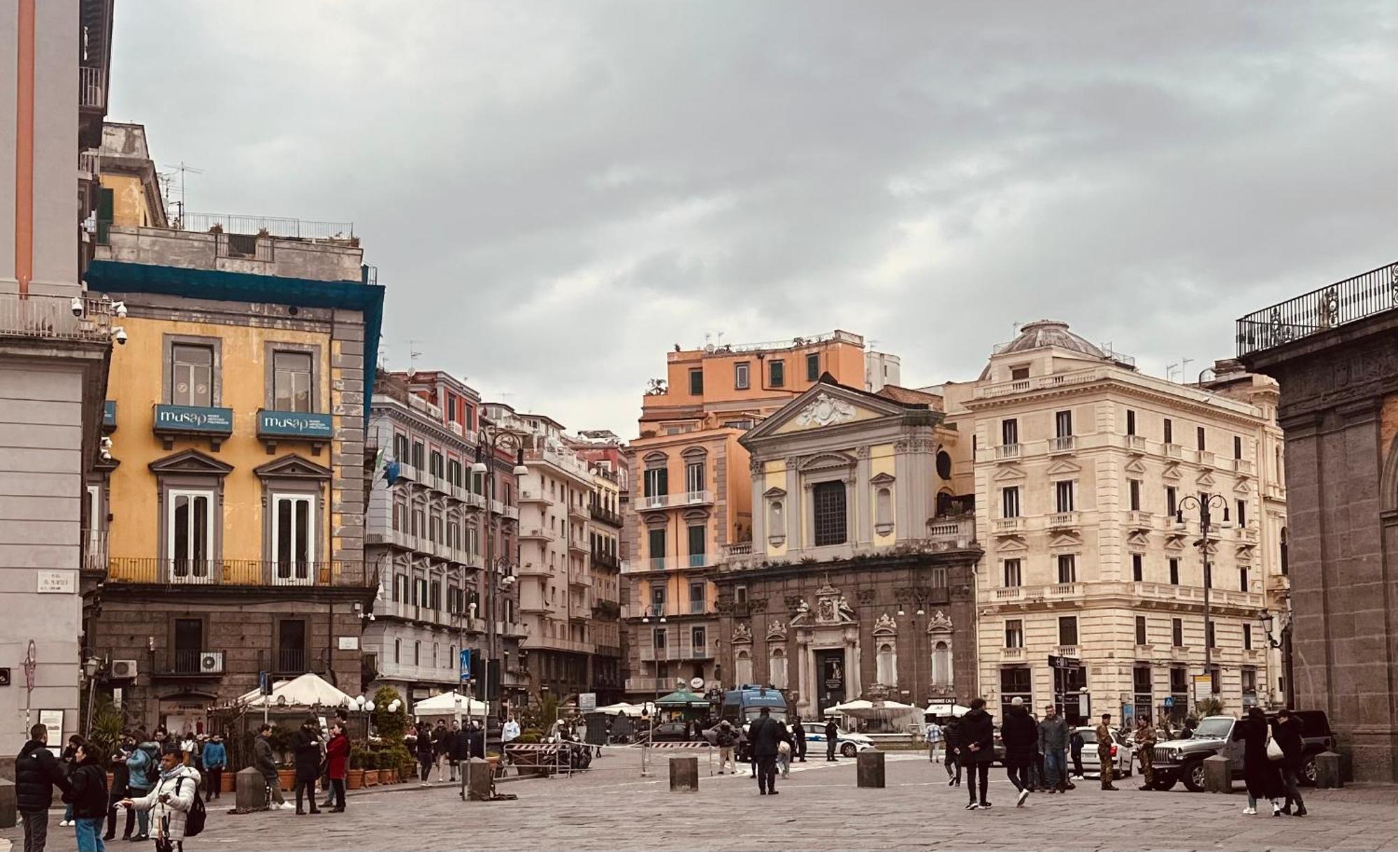 Plebiscito Apartment Naples