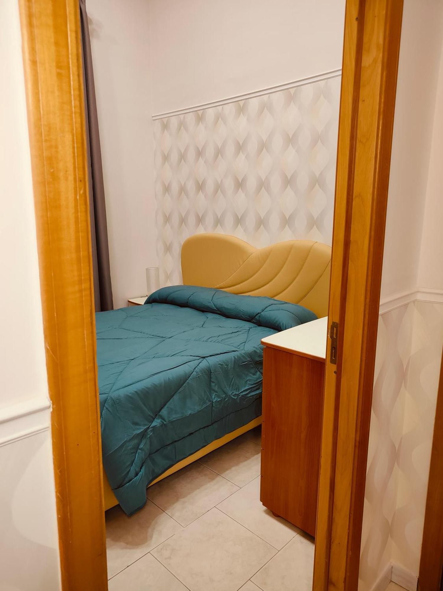 Giovy's House - Centro * Naples