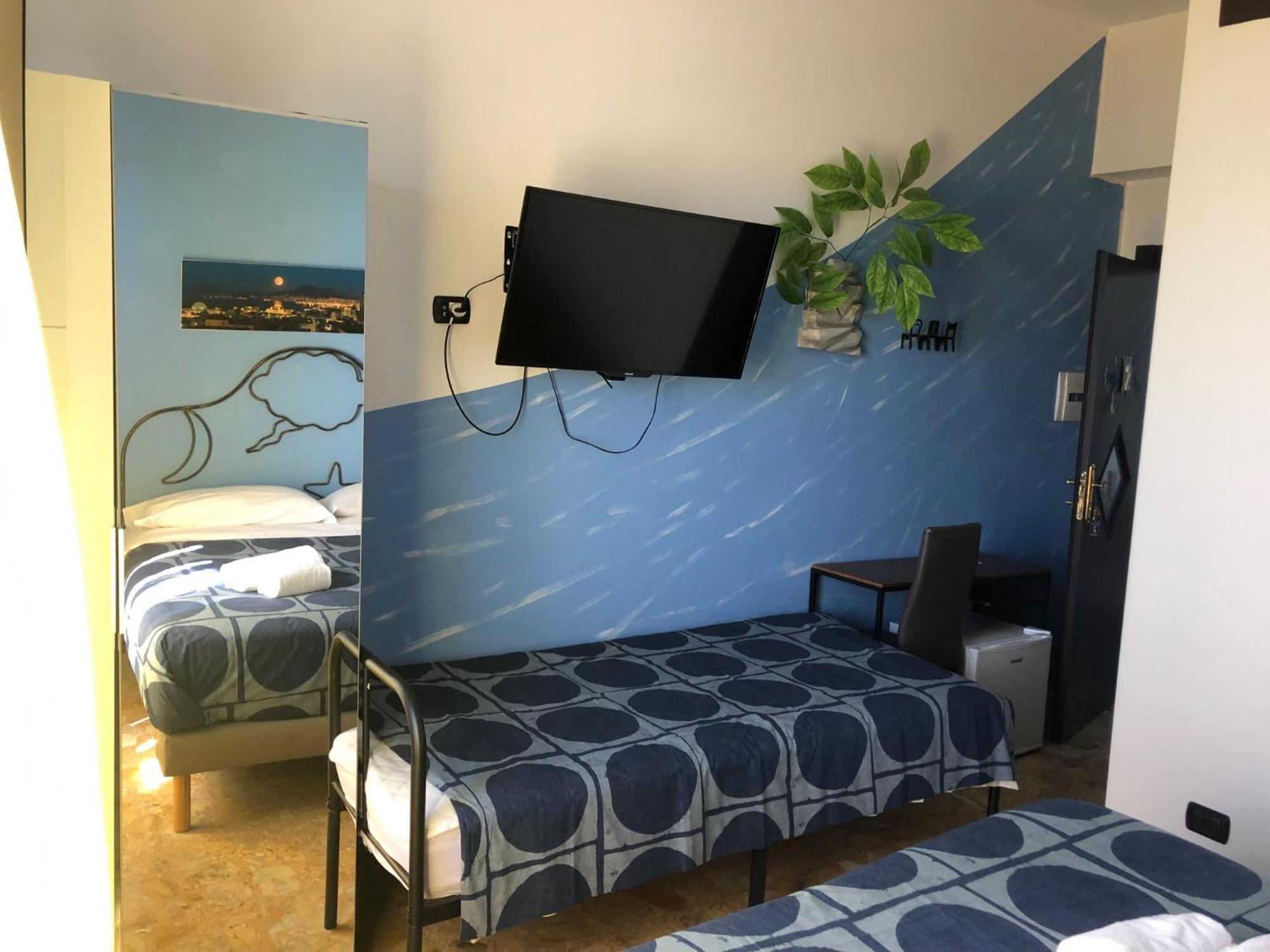 Marina Sky 8 Guest house