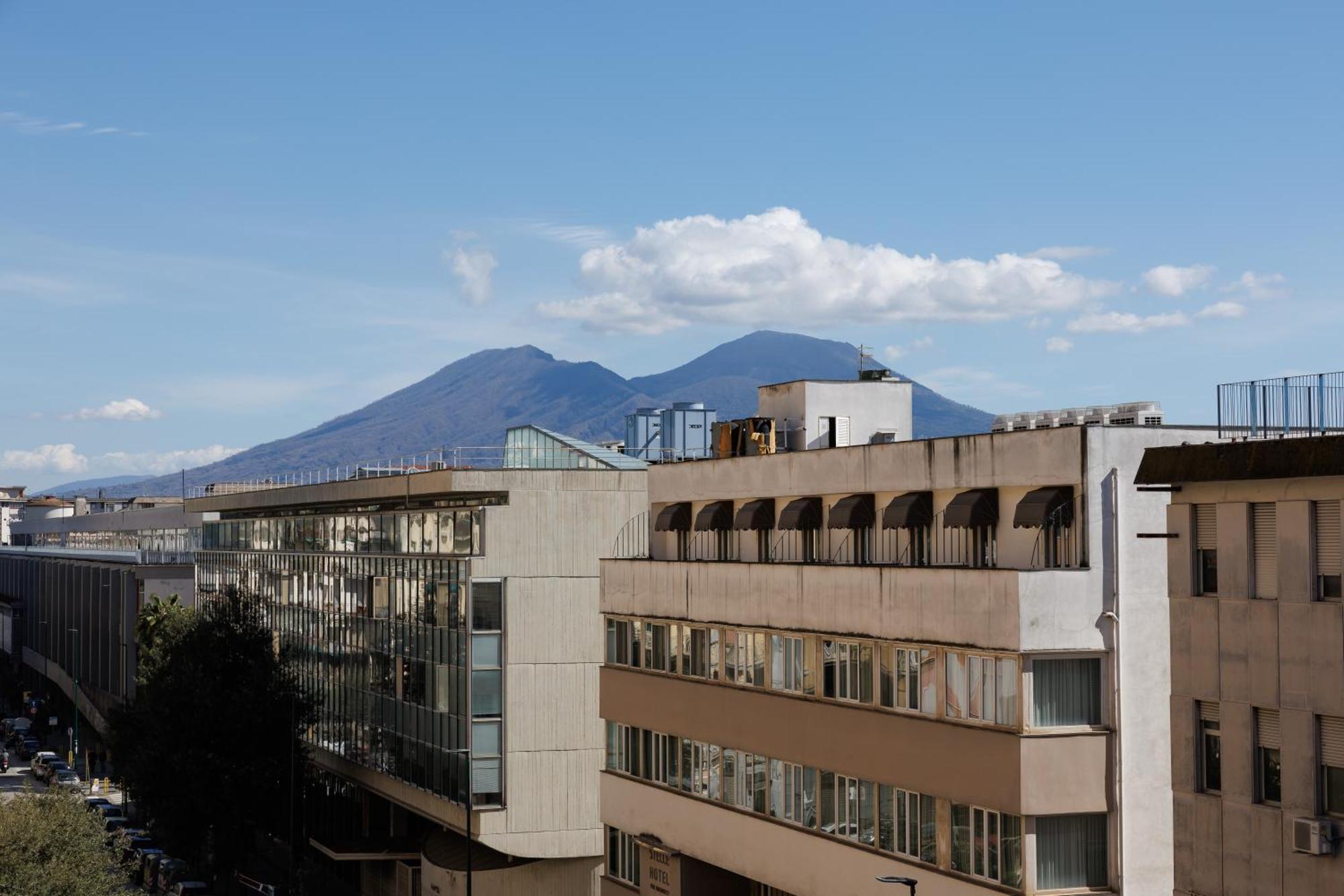 Le Stanze Di Naples