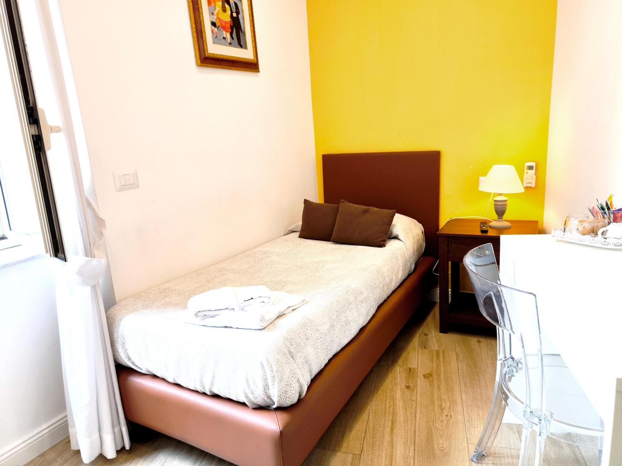 Agora Singola Con Bagno Privato Adiacente Bed & Breakfast