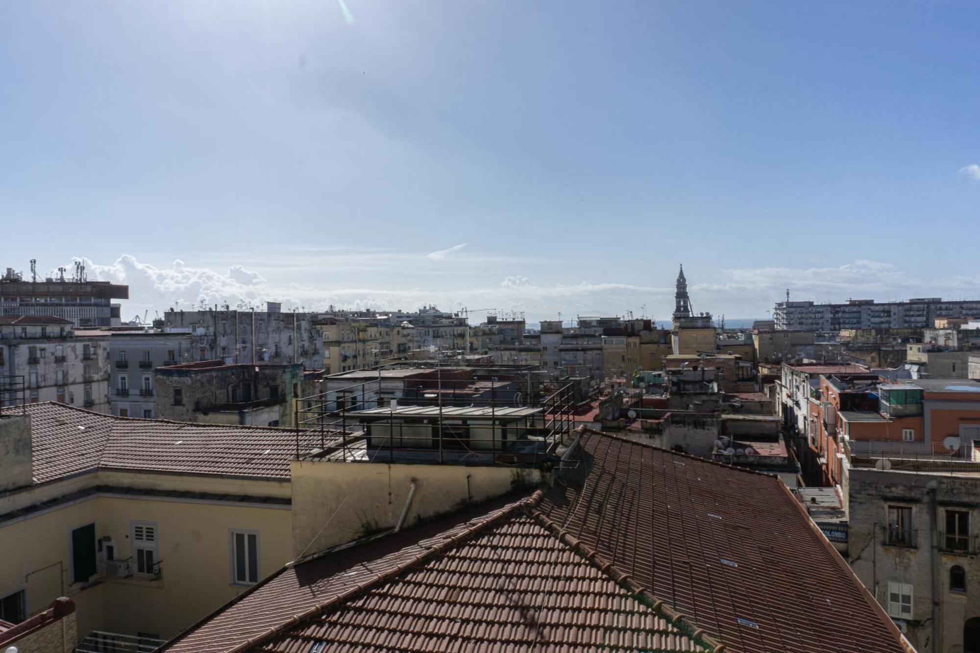 A I R Rettifilo * Naples