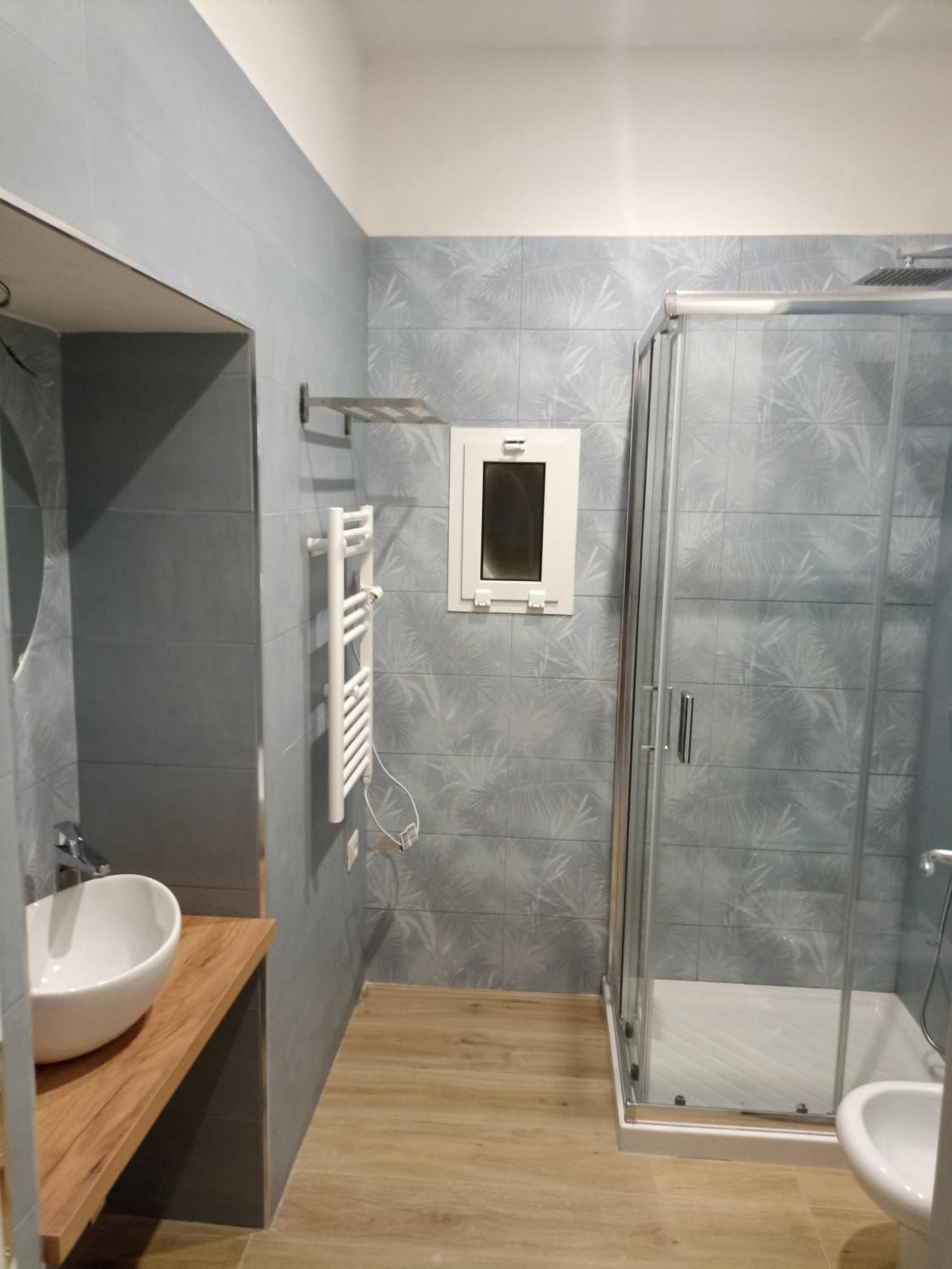 Monteoliveto 5 Bed & Breakfast Naples