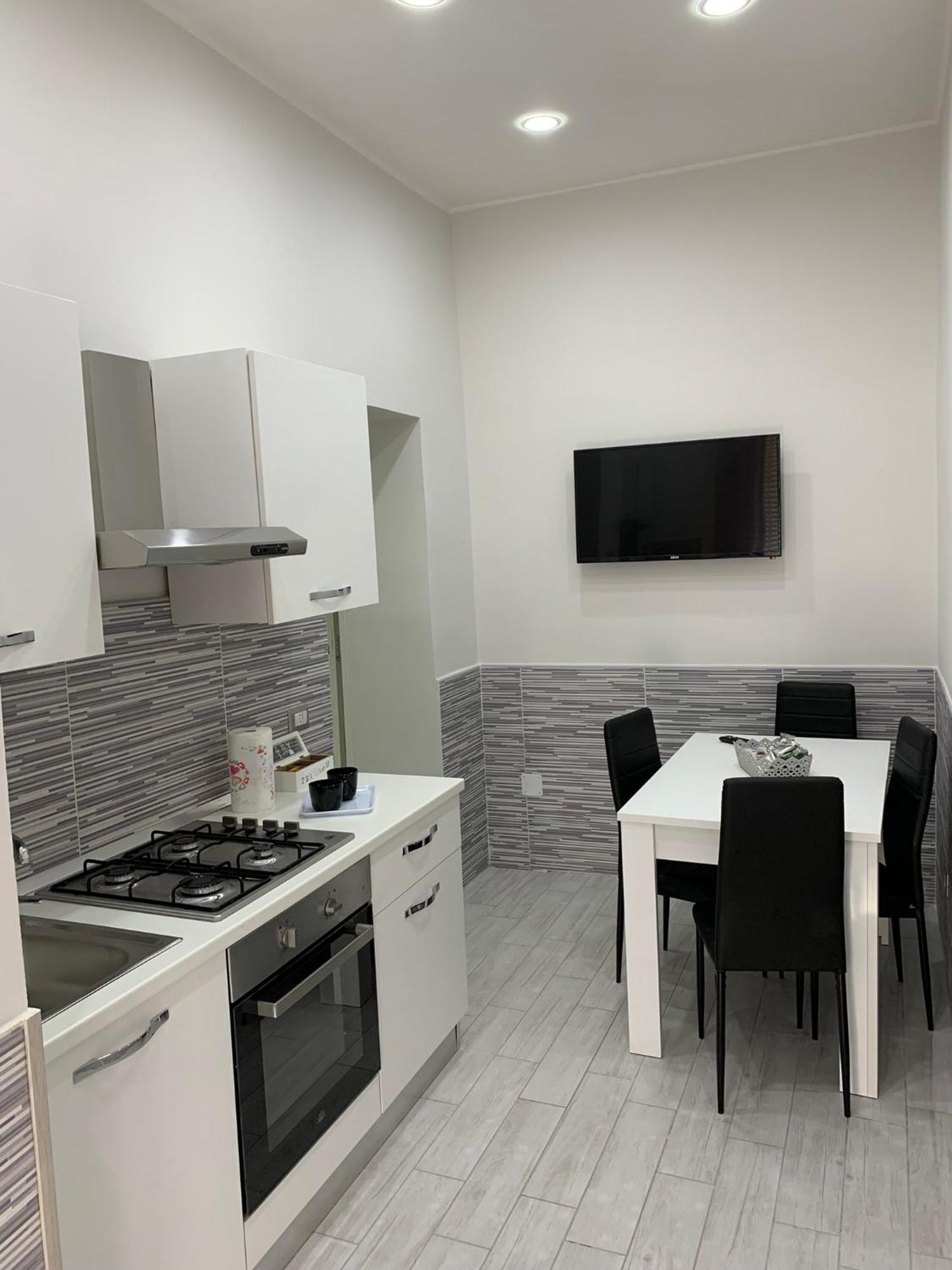 Senorita House Naples