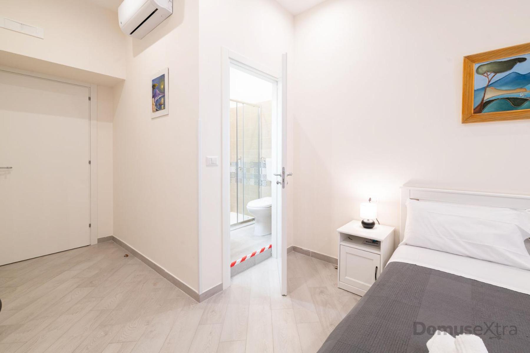 Dimora Sergente Maggiore By Domusextra Apartment Naples