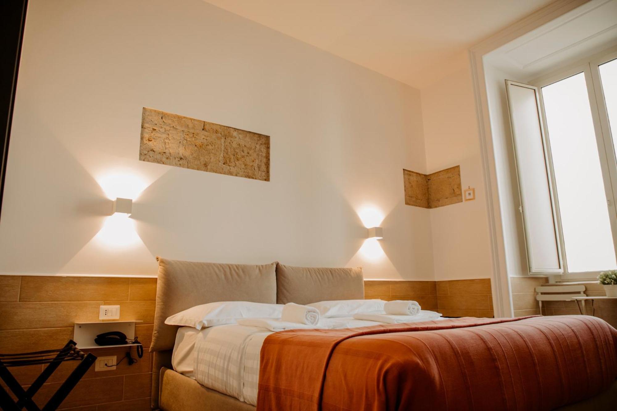 Hotel H22