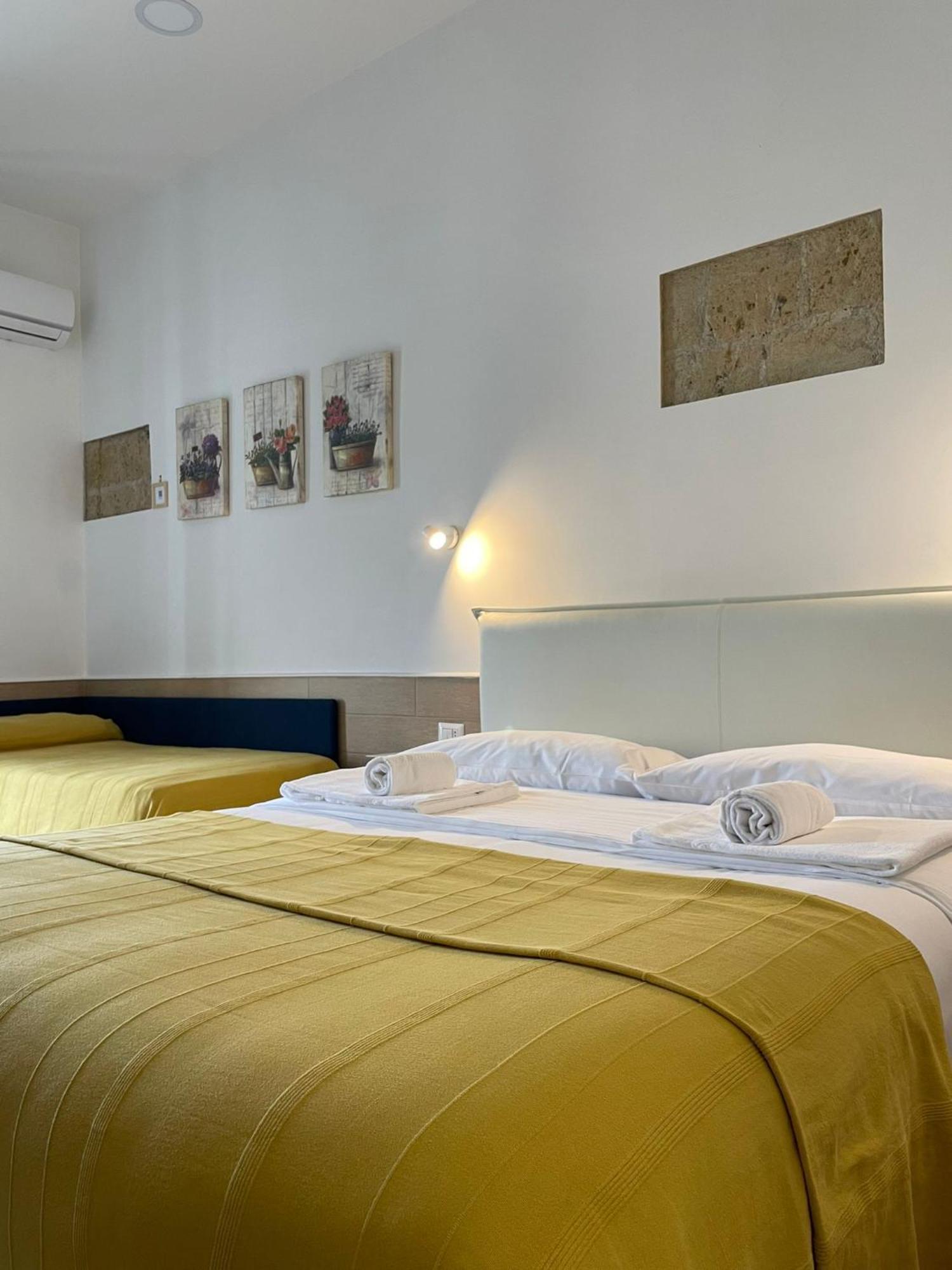 H22 Hotel
